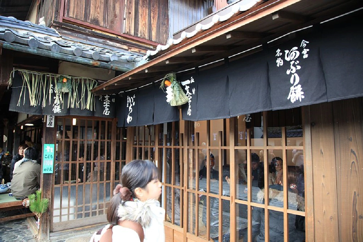 กี่วิกฤตก็ไม่ล้ม! Ichimonjiya ร้านโมจิ 1,000 ปี ทุกวันนี้ยังคงอยู่