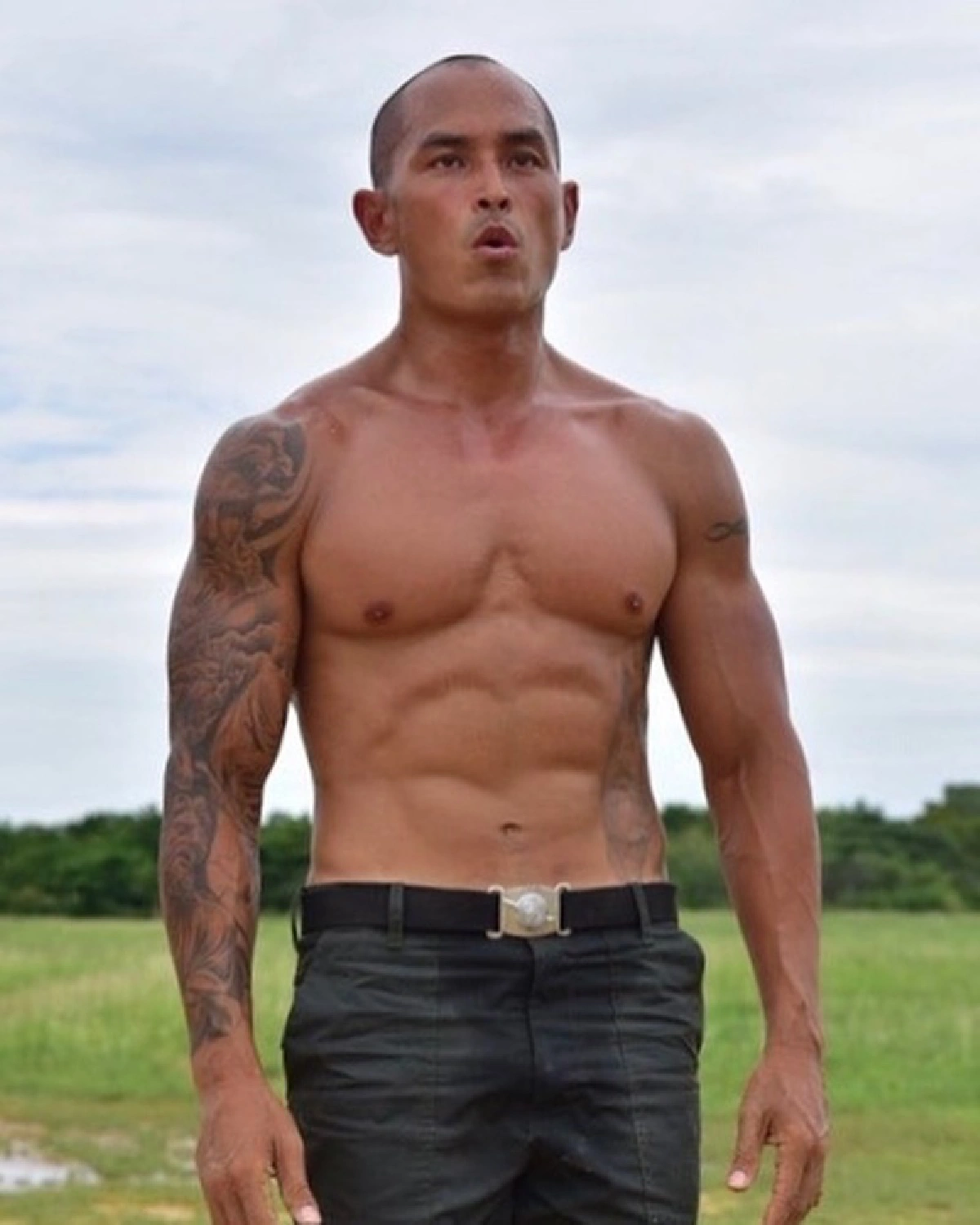  “สงกรานต์ เตชะณรงค์” เผยเคล็ดลับการปั้นหุ่นปัง กล้ามเนื้อแน่นปั๊กๆ 