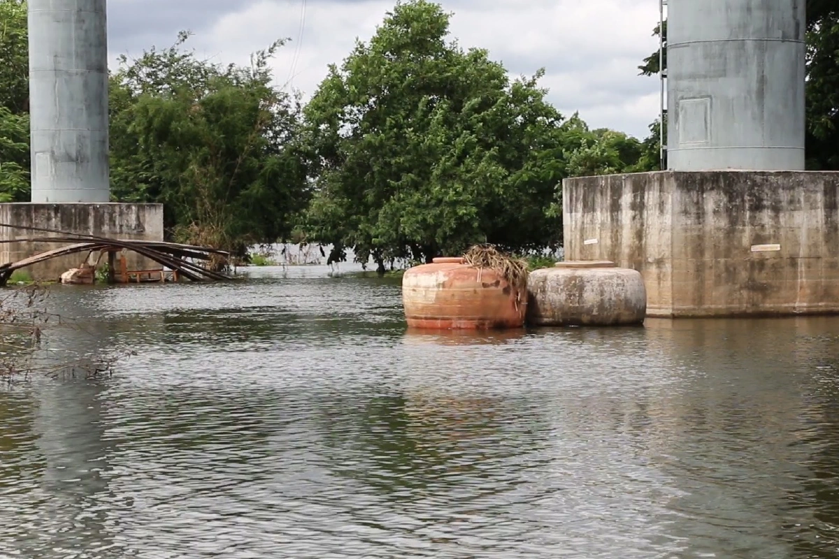น้ำท่วมขอนแก่นเริ่มลด หลายเส้นทาง กลับมาใช้งานได้ปกติ