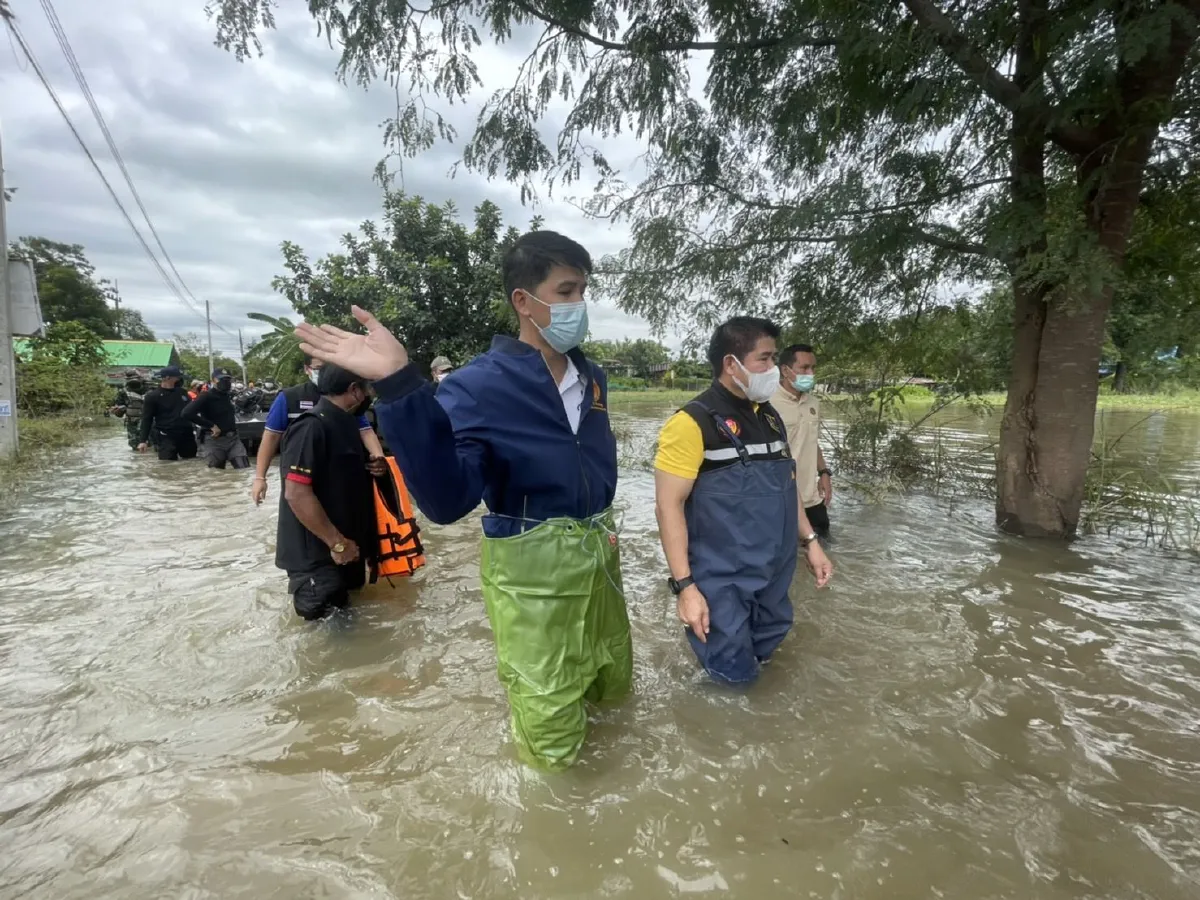 "บิ๊กป้อม"มอบ“ธรรมนัส-นฤมล” ช่วยน้ำท่วมโคราช