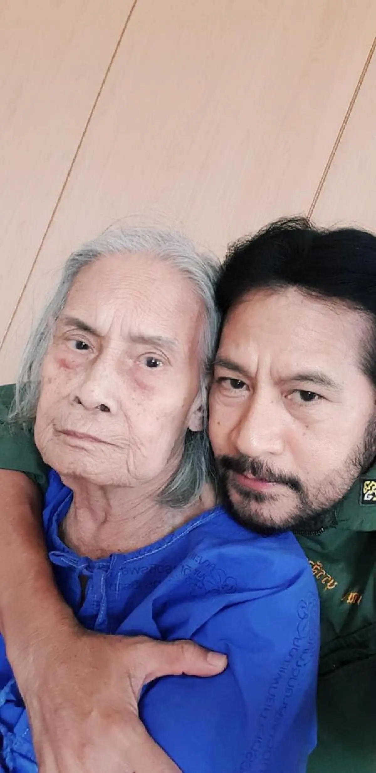 “ท็อป-ไทด์” สูญเสีย "คุณแม่ปรางทิพย์" ในวัย 85 ปี ด้วยโรคชรา