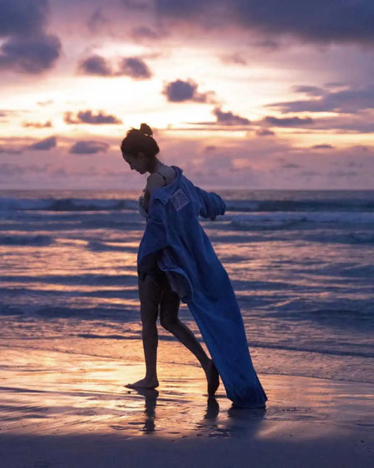 “แต้ว ณฐพร” นุ่งบิกินี่อวดกล้ามหน้าท้องสุดปั๊วะ งานนี้เซ็กซี่ได้แฟนมาคุม!