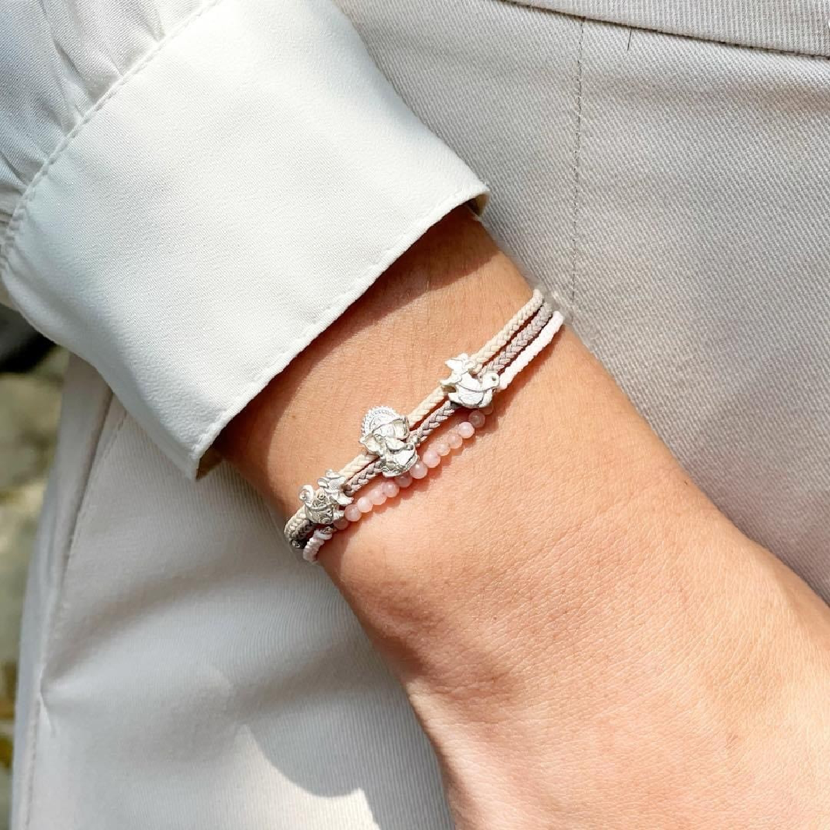 ส่องเบื้องลึก RAVIPA Reminder Collection แฟชั่นศักดิ์สิทธิ์บนข้อมือ