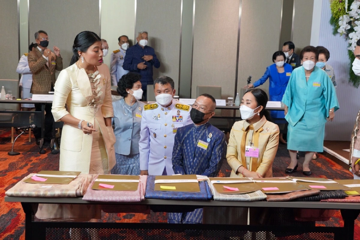 “เจ้าฟ้าสิริวัณณวรีฯ”เสด็จองค์ประธานตัดสินการประกวดผ้าลายพระราชทาน