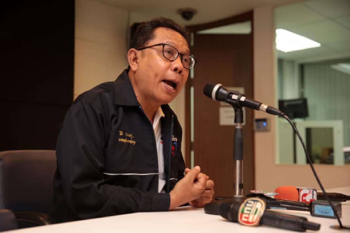 สั่งให้หยุดคุมโรคระบาด ! "ศุภชัย" ฉะ "กกต." ปมให้ อสม.หยุดปฏิบัติหน้าที่ สั่งให้หยุดคุมโรคระบาด ! "ศุภชัย" ฉะ "กกต." ปมให้ อสม.หยุดปฏิบัติหน้าที่