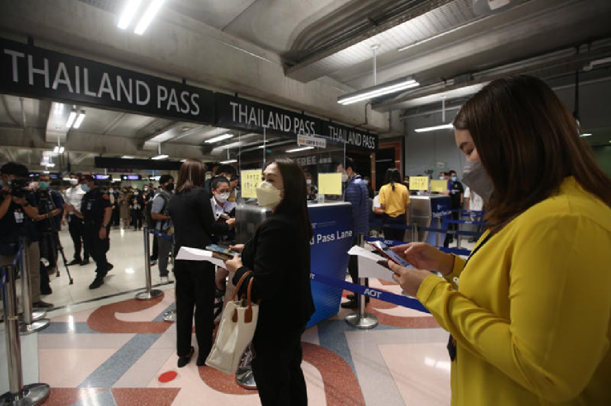 เปิดรายละเอียดคนไทยเดินทางเข้าประเทศ 1 พ.ย.ต้องทำอย่างไร เปิดรายละเอียดคนไทยเดินทางเข้าประเทศ 1 พ.ย.ต้องทำอย่างไร