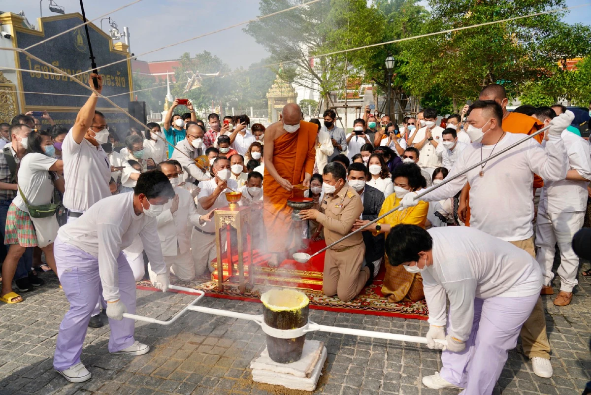 สมเด็จพระมหาวีรวงศ์เททองหล่อ“พระพุทธพัฒนปชานาถ”
