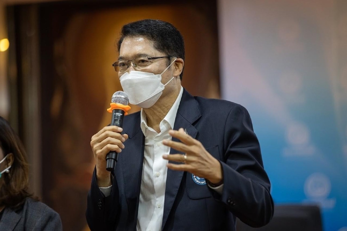แนะรัฐจัดแคมเปญใหญ่รณรงค์อยู่ร่วมกับโควิดอย่างปลอดภัยต่อเนื่อง แนะรัฐจัดแคมเปญใหญ่รณรงค์อยู่ร่วมกับโควิดอย่างปลอดภัยต่อเนื่อง