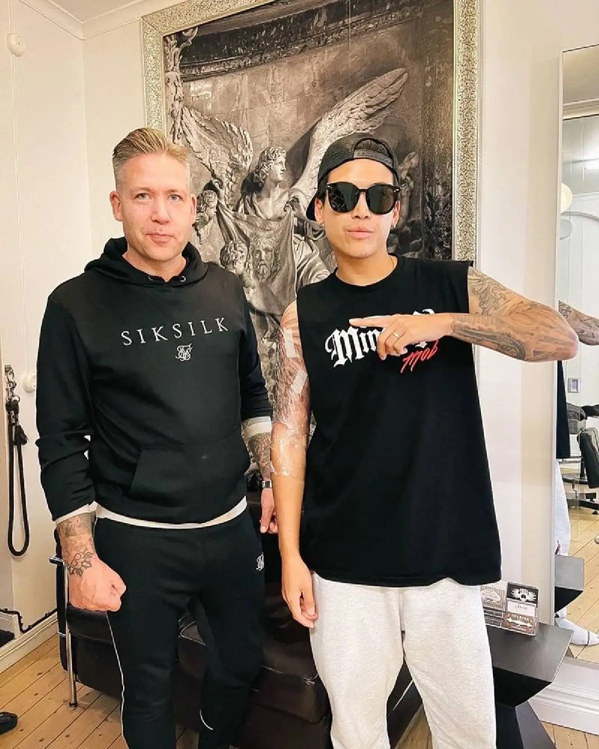 “ป๊อก” ลงทุนบินไปสวีเดนสักรูปหน้า “มาร์กี้” เผยรอยสักให้ดูสวยมาก