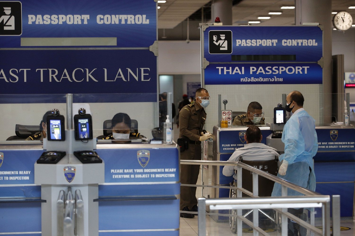 ต่างชาติลงทะเบียน "Thailand Pass"เข้าไทยแล้วกว่า3หมื่นราย ต่างชาติลงทะเบียน "Thailand Pass"เข้าไทยแล้วกว่า3หมื่นราย
