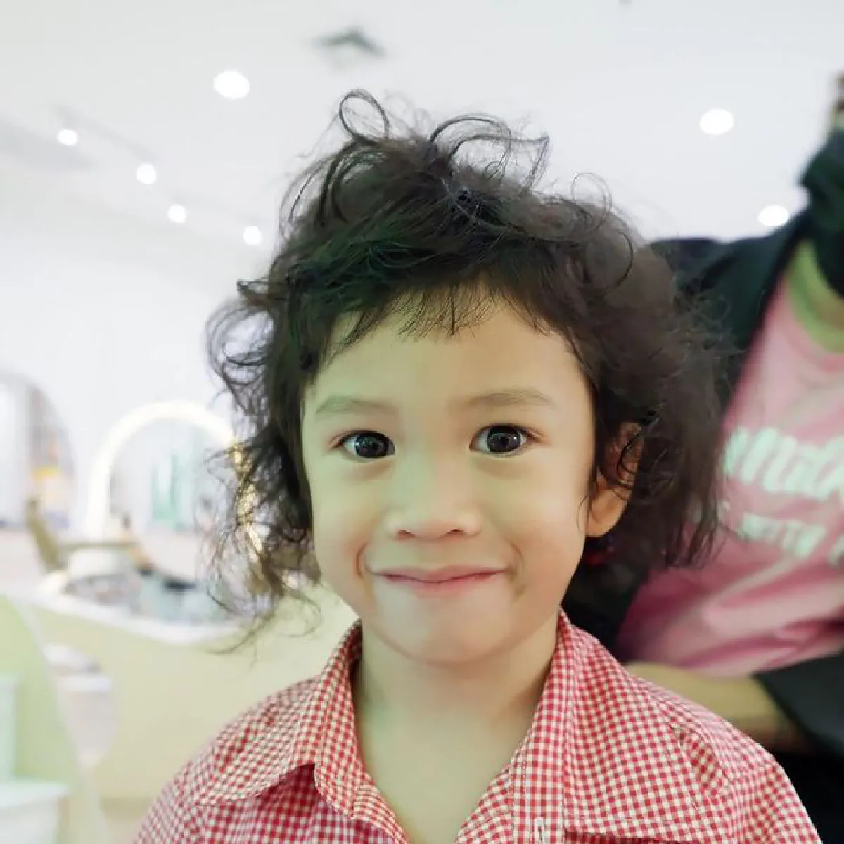 "น้องโพธิ์" ทิ้งลุคเก่า! จากหนุ่มน้อยผมยาว ตัดผมสั้นครั้งแรก หล่อเหลามาก