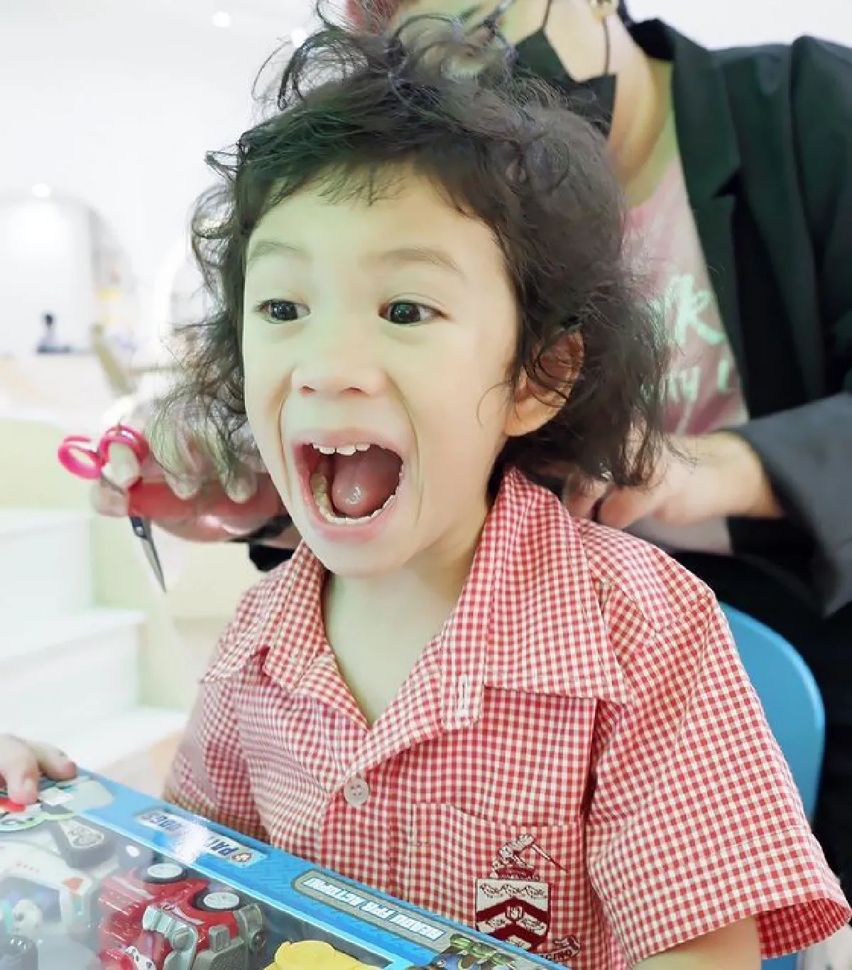 "น้องโพธิ์" ทิ้งลุคเก่า! จากหนุ่มน้อยผมยาว ตัดผมสั้นครั้งแรก หล่อเหลามาก