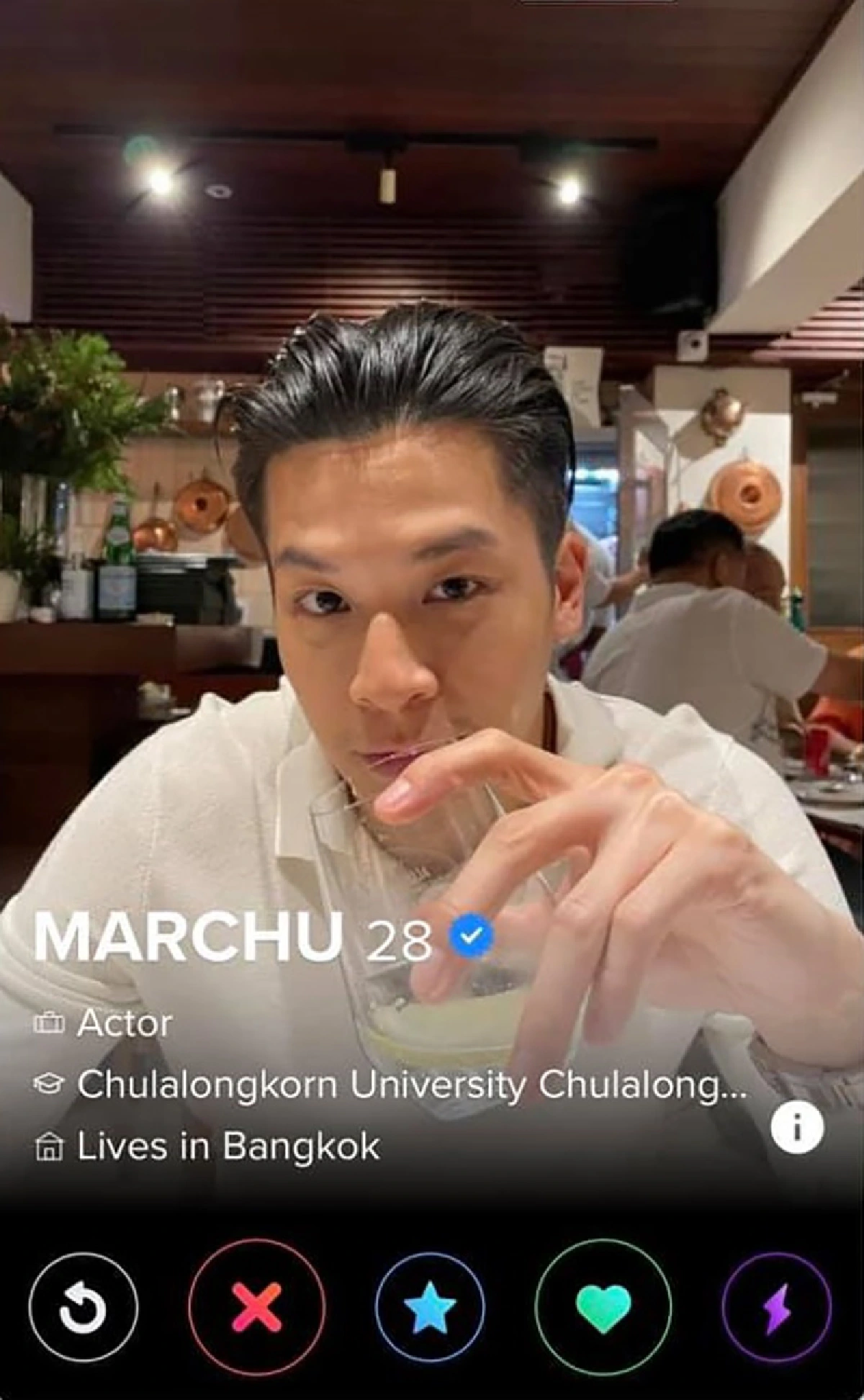 ปัดขวารัวๆ “มาร์ช จุฑาวุฒิ” หล่อ โสด เข้าสู่โหมดวงการทินเดอร์