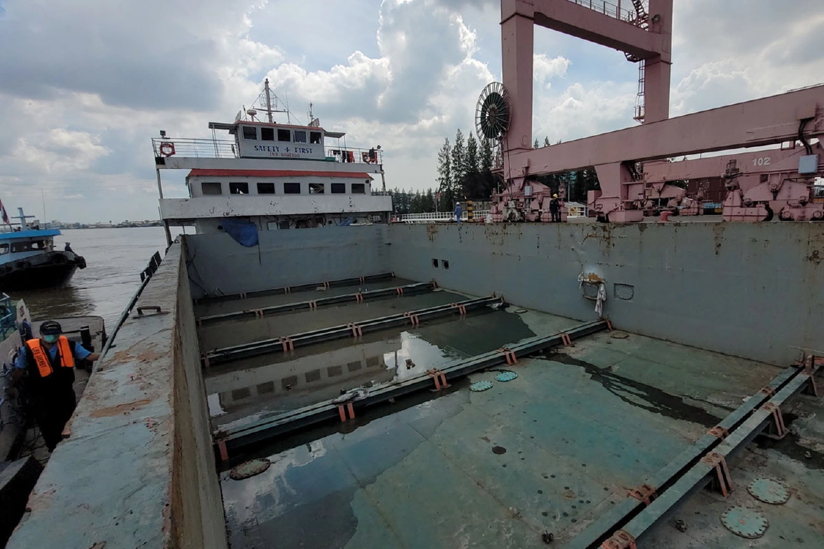 เจ้าท่ากู้ซากเรือบรรทุกสินค้าจมเจ้าพระยาสำเร็จ