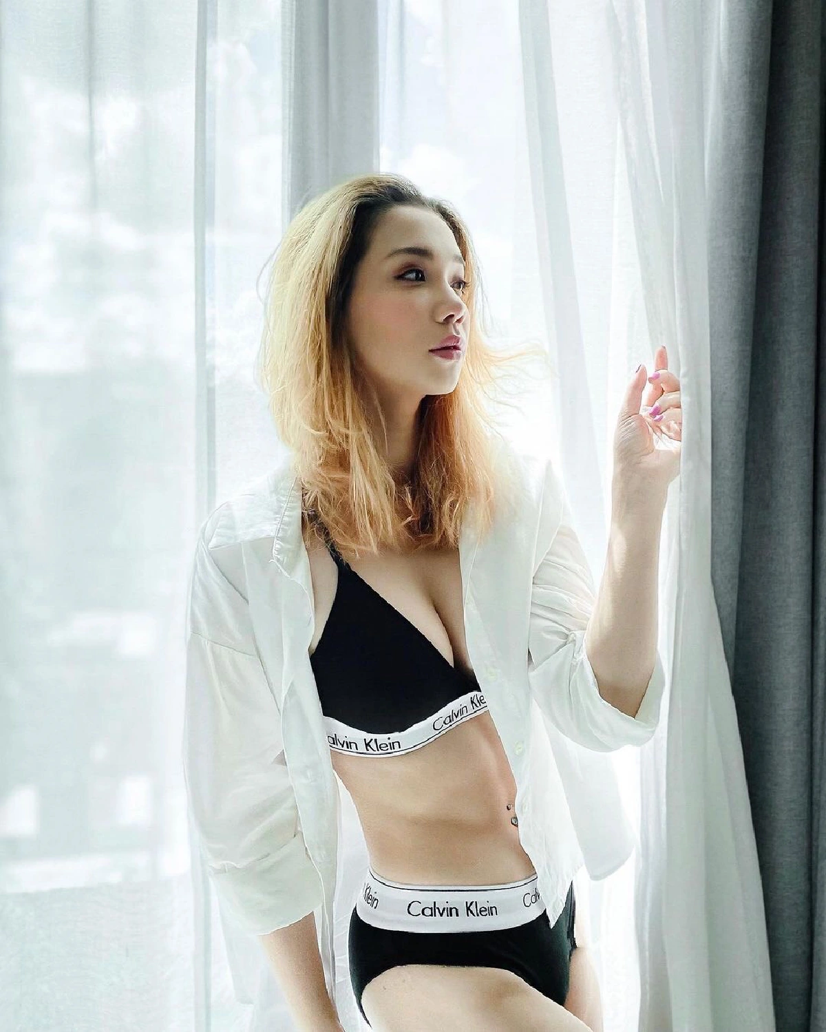 พริกยกสวนไปเลย! “นนนี่" ลูกสาว "แอน สิเรียม"  อวดความแซ่บกับเซ็ทภาพคูลล์ๆ