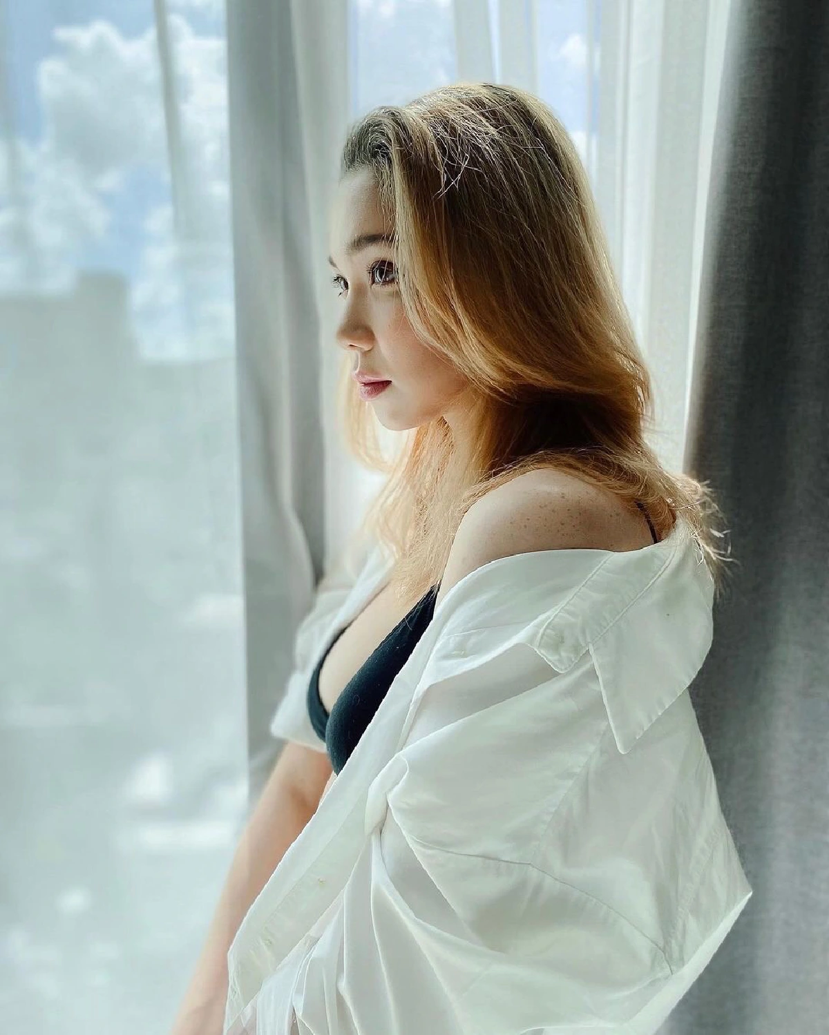 พริกยกสวนไปเลย! “นนนี่" ลูกสาว "แอน สิเรียม"  อวดความแซ่บกับเซ็ทภาพคูลล์ๆ