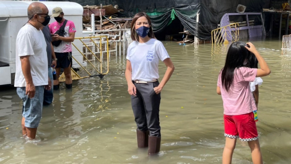 "สุวดี"'ติงกทม.แจ้งเตือนล่าช้า ทำชุมชนริมเจ้าพระยาเดือดร้อน "สุวดี"'ติงกทม.แจ้งเตือนล่าช้า ทำชุมชนริมเจ้าพระยาเดือดร้อน