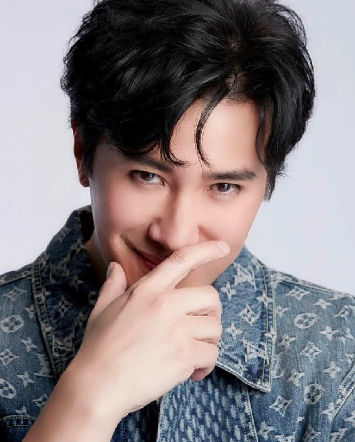 "หนุ่ม กรรชัย" มีอาการเคืองและคันตา เผยหมอตรวจพบตัวไรเกาะที่โคนขนตา