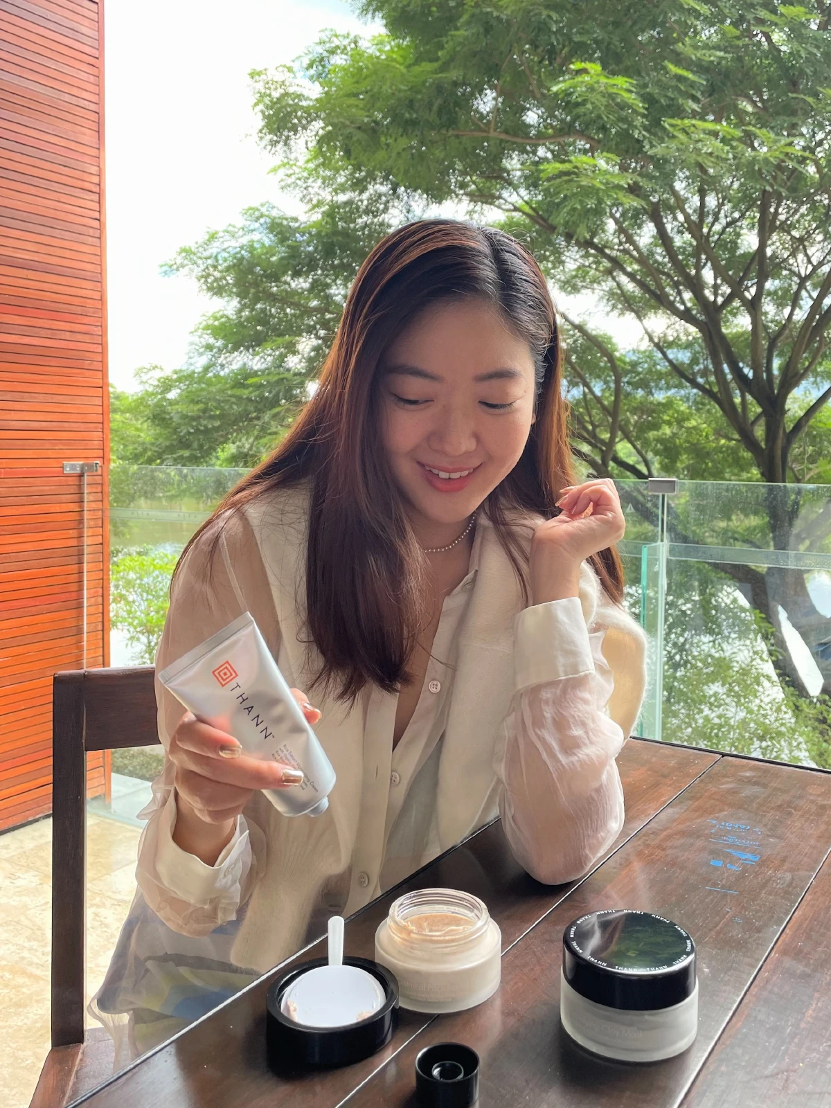 How to กู้คืนผิวสวยหลังทริปเที่ยวล้างแค้น Revenge Tourism