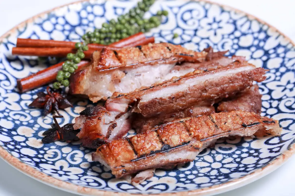 แจกพิกัดความอร่อยอิ่มไม่อั้น กับบุฟเฟ่ต์เนื้อหมูนานาชนิดและอาหารนานาชาติ ณ ห้องอาหารเวนติซี