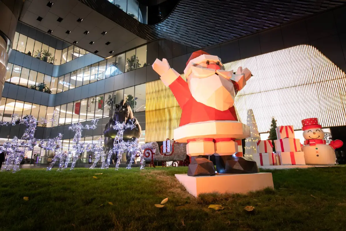 เริ่มแล้ว ‘คริสต์มาส พาร์ค’ ใจกลางเมือง กับช่วงเวลาที่วิเศษสุดในรอบปีและการเฉลิมฉลอง