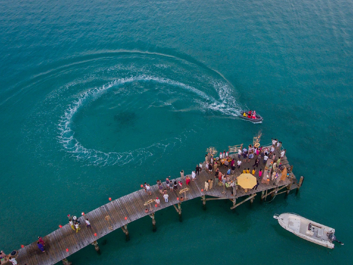 เฉลิมฉลองเทศกาลแห่งความสุข @โซเนวา คีรี 