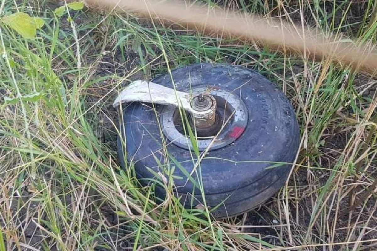 เครื่องบินเล็กตกขณะลงจอดสมุทรสาครเจ็บ 2