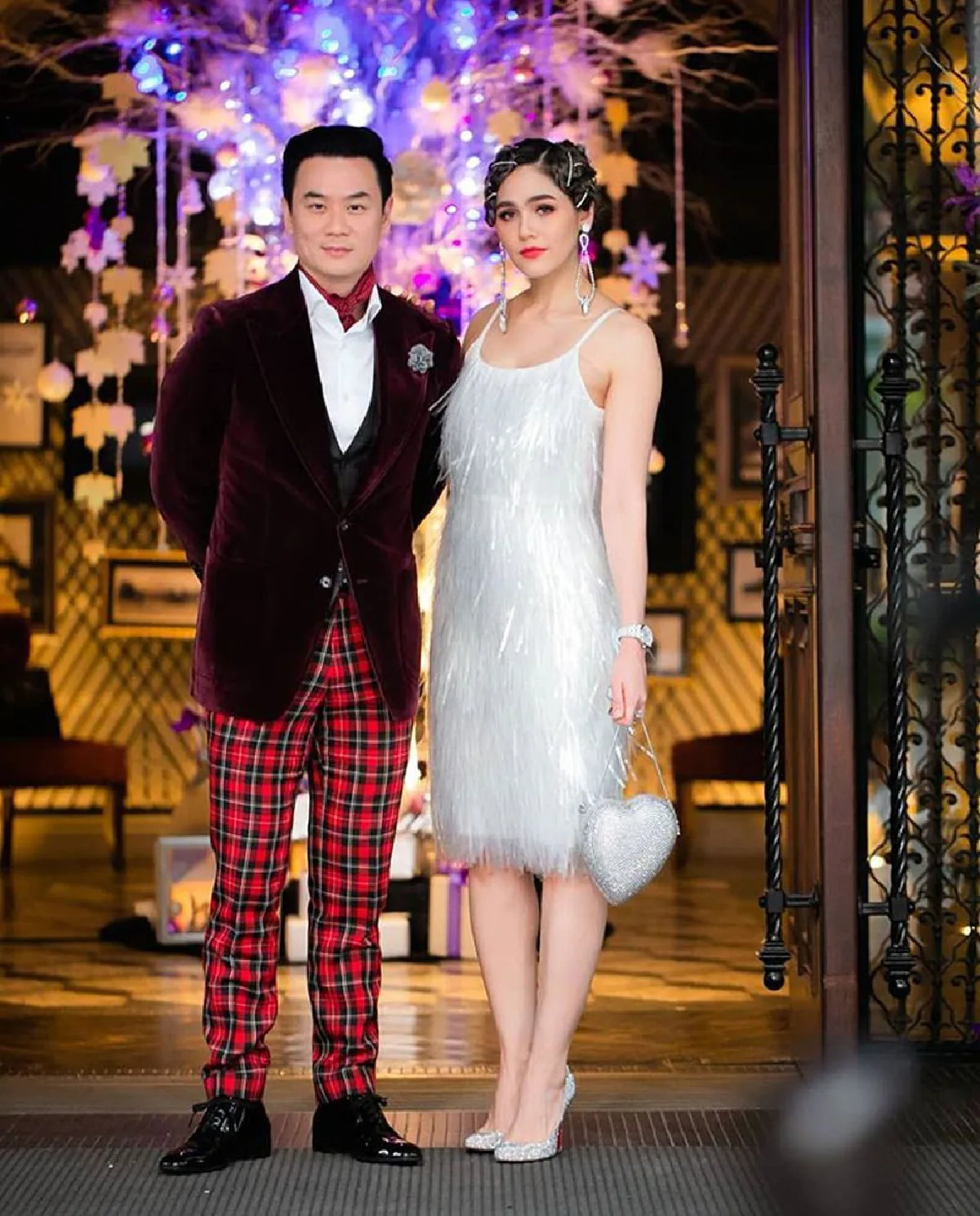 “ชมพู่”  เจอขุดดราม่า “น็อต” ให้ทั้งโรงงานเจาะเลือดช่วยพ่อตา แบบนี้ผิดหลักหรือไม่!?