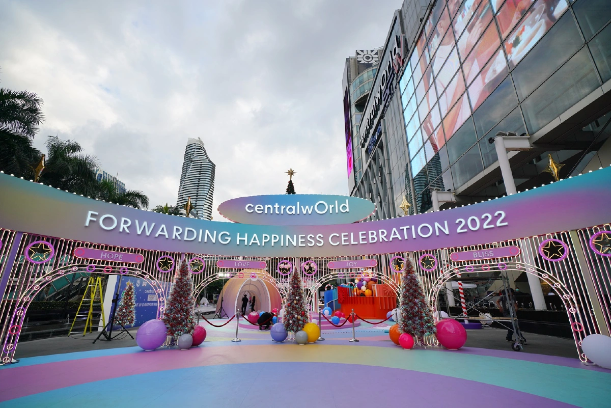 สัญลักษณ์แห่งความสุข บรรยากาศคริสต์มาสและฉลองปีใหม่ของไทยเริ่มแล้ว