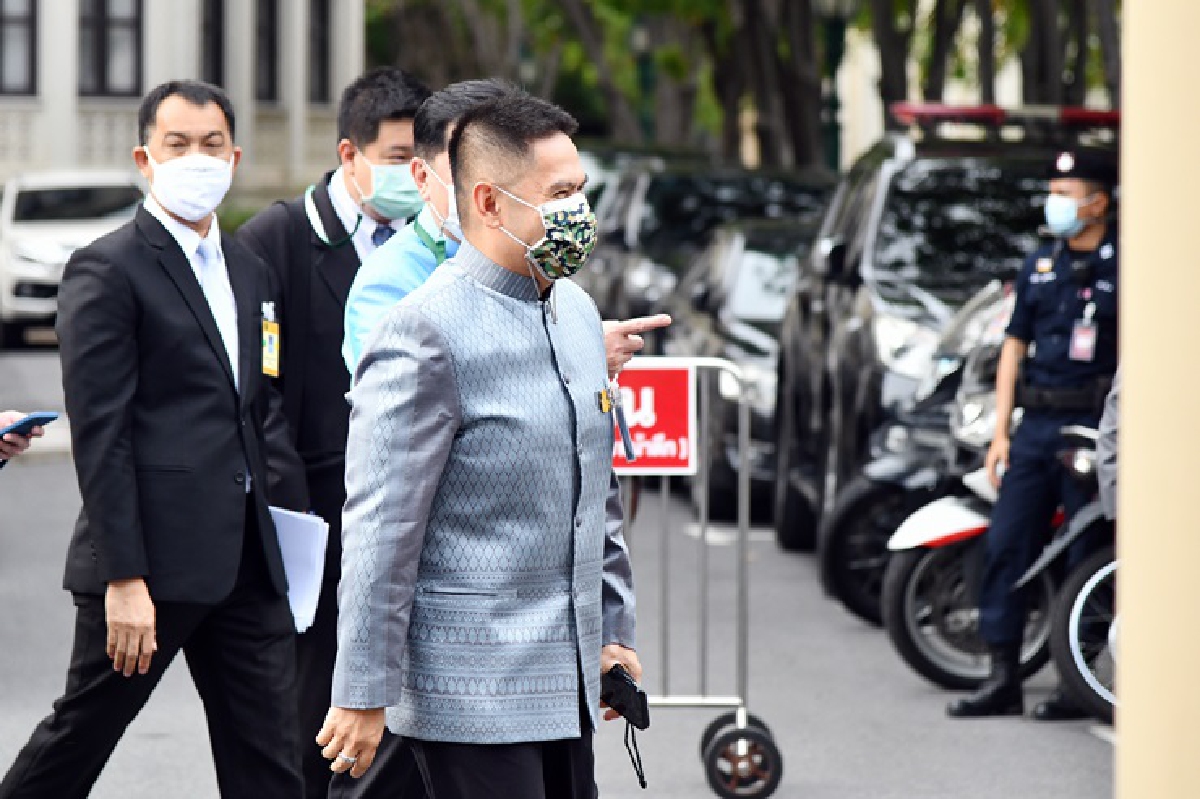 ชทพ.เชื่อบัตร2ใบไม่ทำเก้าอี้ส.ส.ลด เมิน"พิธา"ประกาศเจาะ"สุพรรณ" ชทพ.เชื่อบัตร2ใบไม่ทำเก้าอี้ส.ส.ลด เมิน"พิธา"ประกาศเจาะ"สุพรรณ"