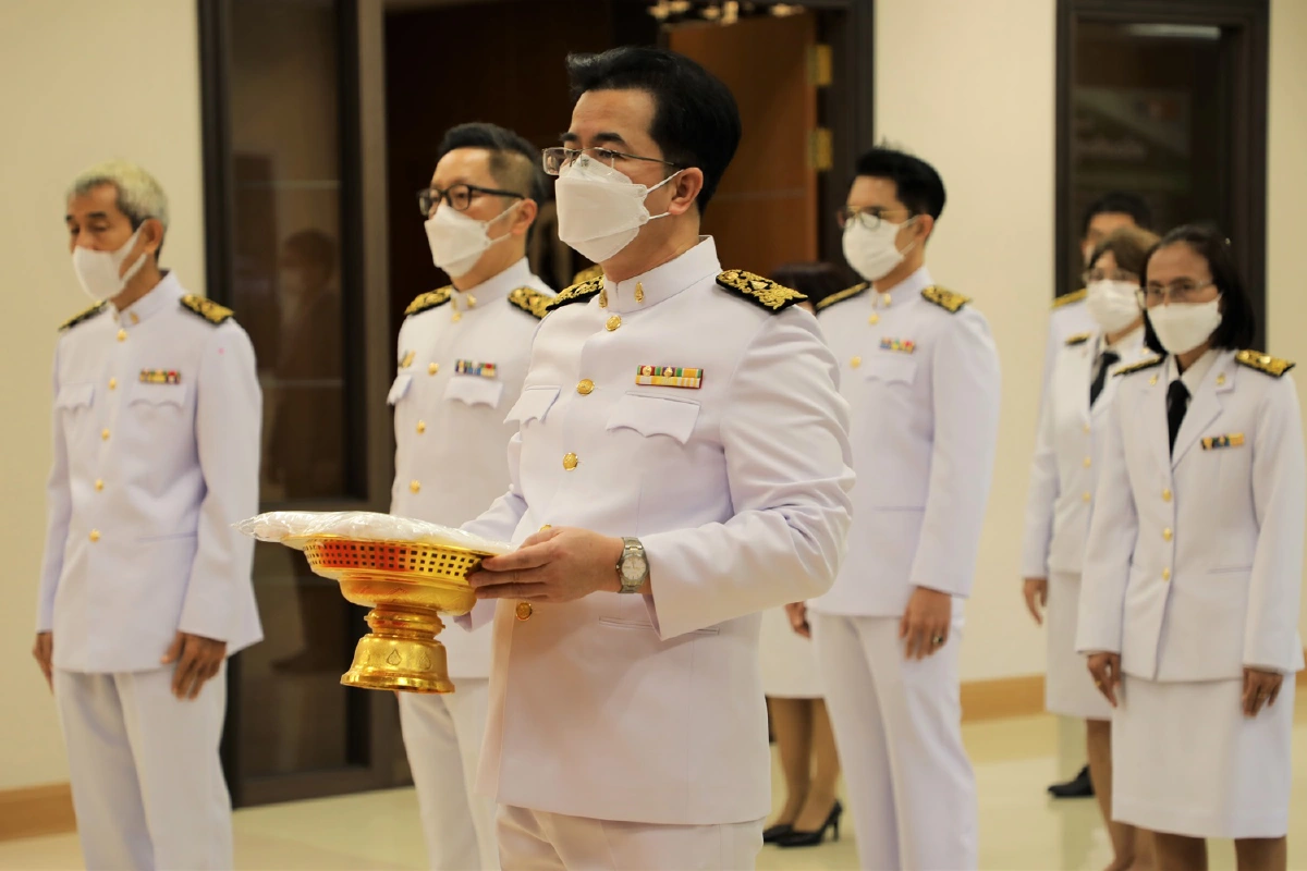 มทส.รับมอบชุดPPEส่วนบุคคลพระราชทาน ใช้ดำเนินงานป้องกันโควิด-19