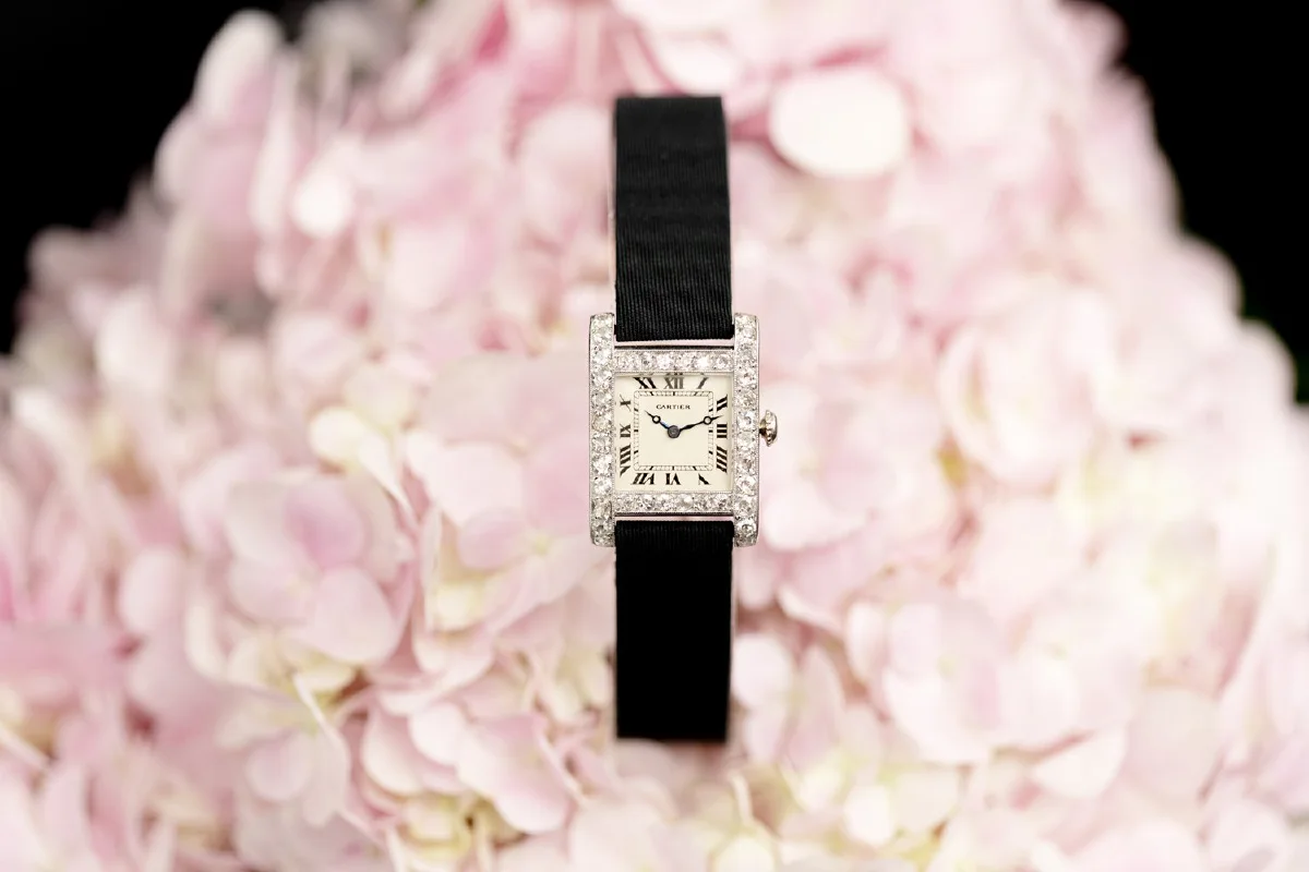 นิทรรศการแสดงประวัติศาสตร์เรือนเวลาซีรี่ย์ที่สาม  Lotus Arts de Vivre x Obsidian Objets d’Art