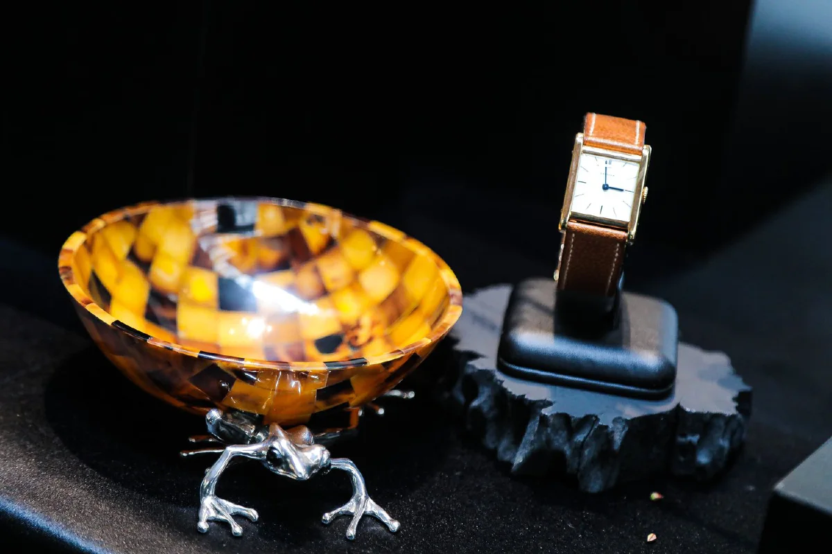 นิทรรศการแสดงประวัติศาสตร์เรือนเวลาซีรี่ย์ที่สาม  Lotus Arts de Vivre x Obsidian Objets d’Art