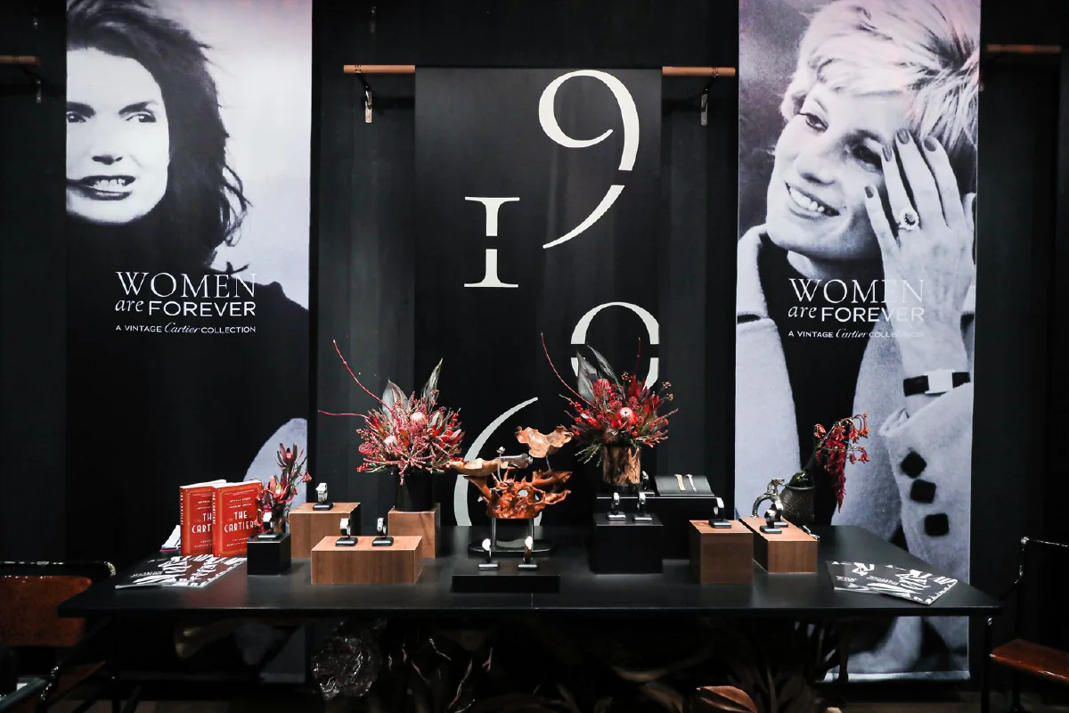 นิทรรศการแสดงประวัติศาสตร์เรือนเวลาซีรี่ย์ที่สาม  Lotus Arts de Vivre x Obsidian Objets d’Art