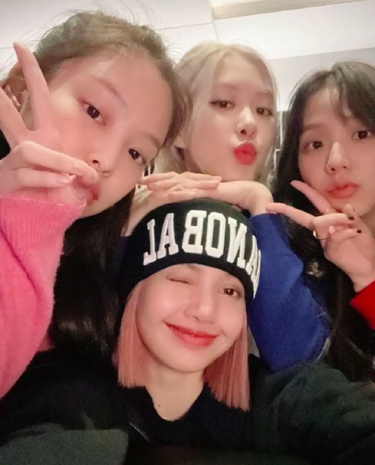 YG เผยสุขภาพ “ลิซ่า BLACKPINK” อยู่ในเกณฑ์ดีมาก ส่วนอีก 3 สาว ผลตรวจเป็นลบ