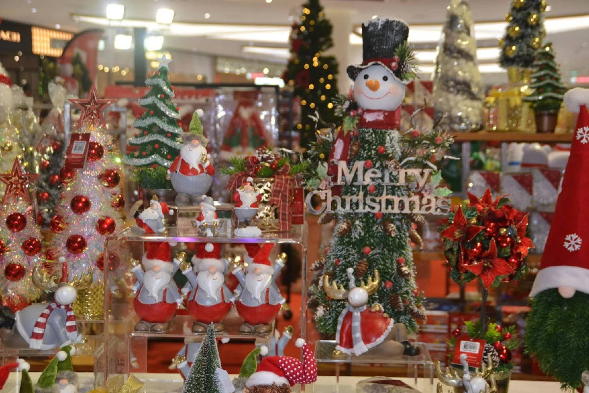 คักคัก!เซ็นทรัลภูเก็ตเปิดไฟต้นคริสต์มาสฉลองส่งท้ายปี