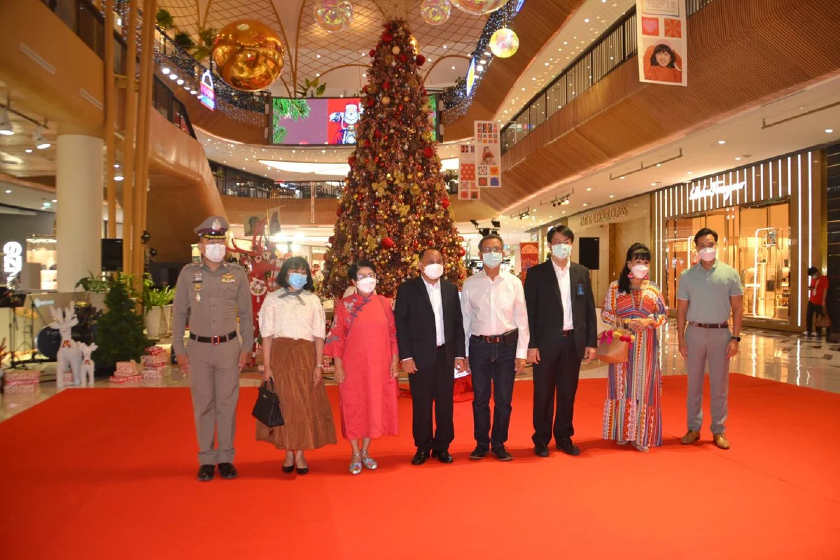 คักคัก!เซ็นทรัลภูเก็ตเปิดไฟต้นคริสต์มาสฉลองส่งท้ายปี