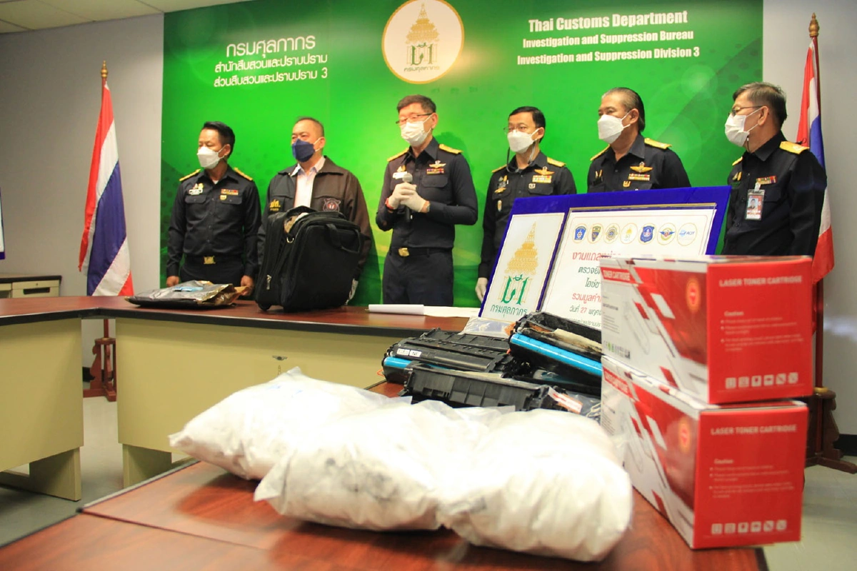 กรมศุลฯจับสาวไทยรับจ้างขนไอซ์ครั้งละแสน