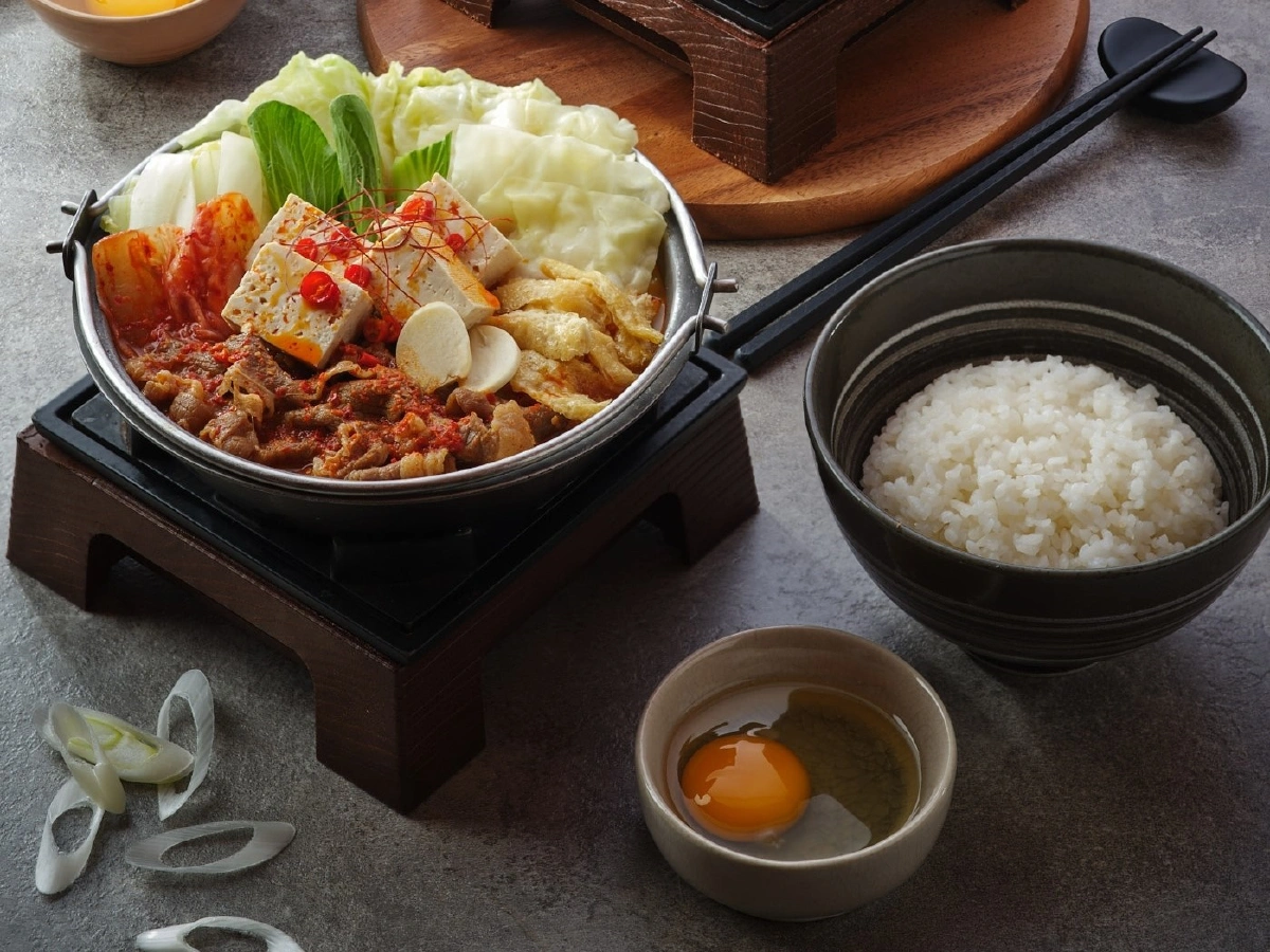 รวม 6 เมนูจาก 6 ร้านดัง เติมพลังความอุ่นคลายหนาว