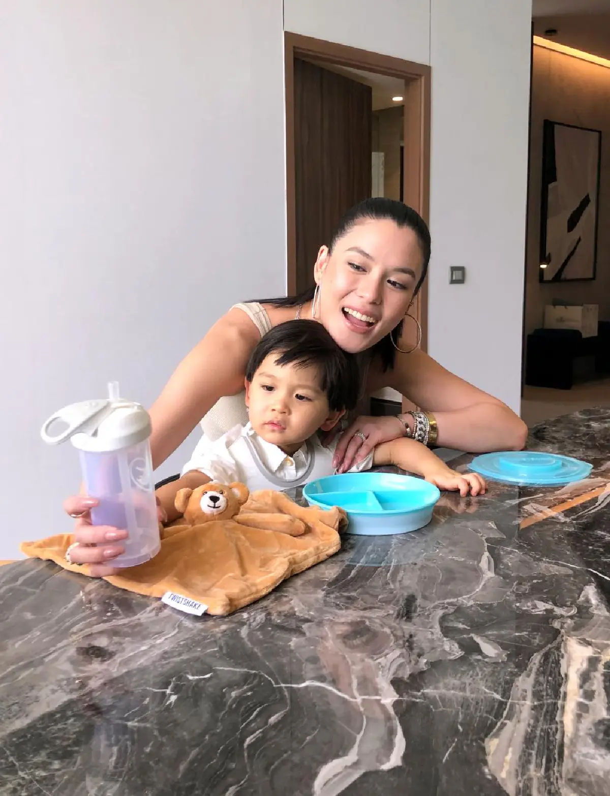 คุณแม่คนดังกับเคล็ดลับเลือกซื้อผลิตภัณฑ์สำหรับลูกน้อย