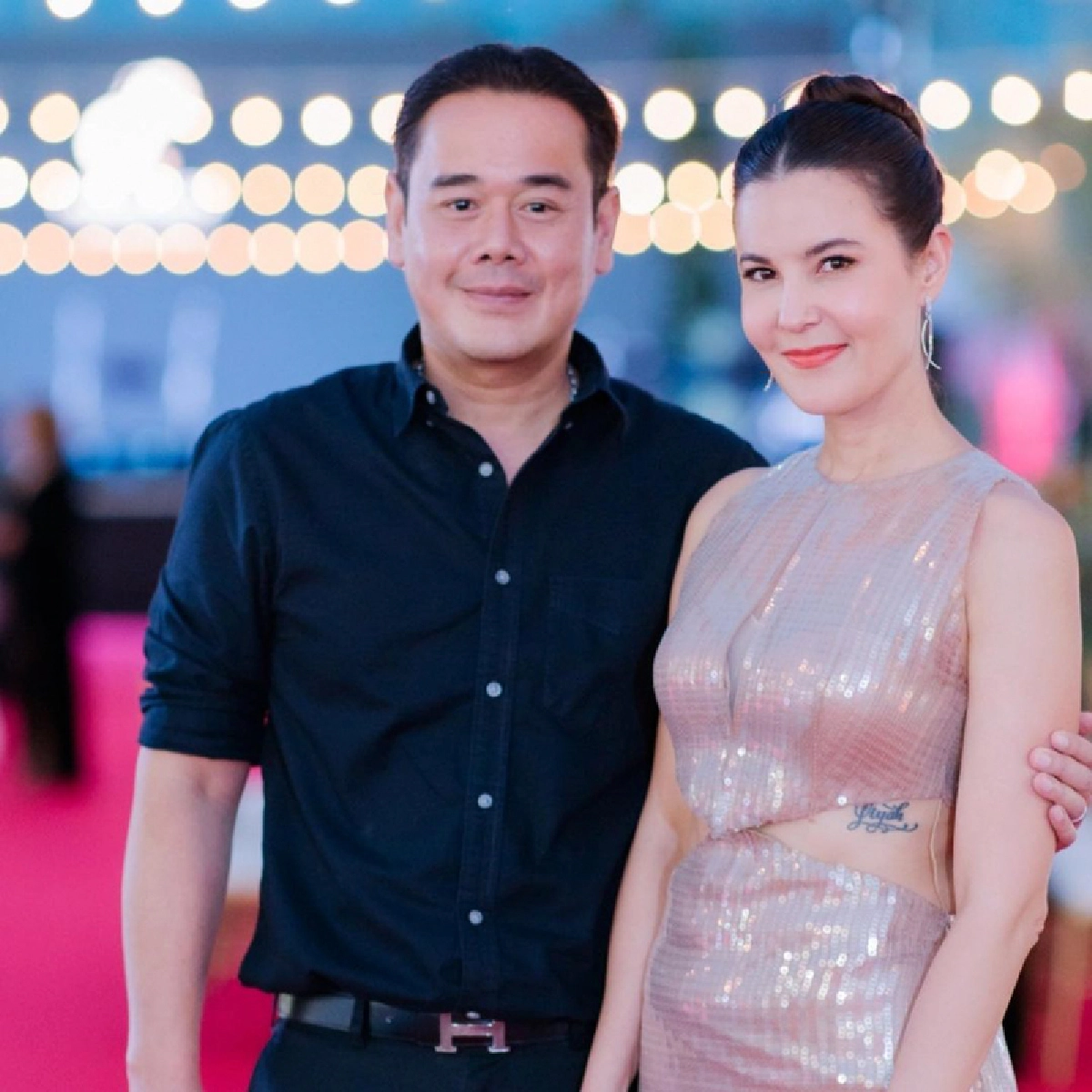  “เป็ก สัณณ์ชัย” ย้อนภาพ 16 ปีที่แล้ว วันแต่งงาน “ธัญญ่า” หวานไม่เปลี่ยนเลย