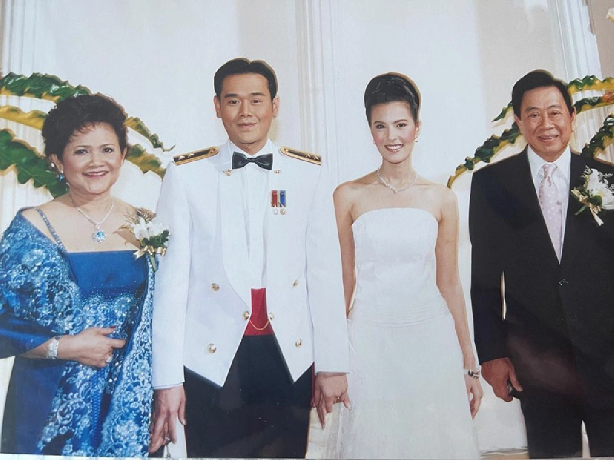 “เป็ก สัณณ์ชัย” ย้อนภาพ 16 ปีที่แล้ว วันแต่งงาน “ธัญญ่า” หวานไม่เปลี่ยนเลย