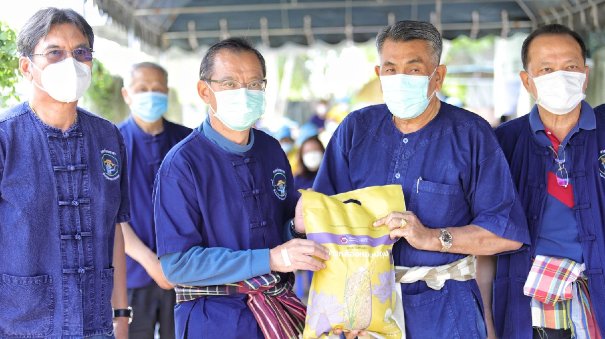 ผู้ว่าฯหมูป่าเร่งยกระดับข้าวหอมปทุมธานี1ตามแนวศาสตร์พระราชา 