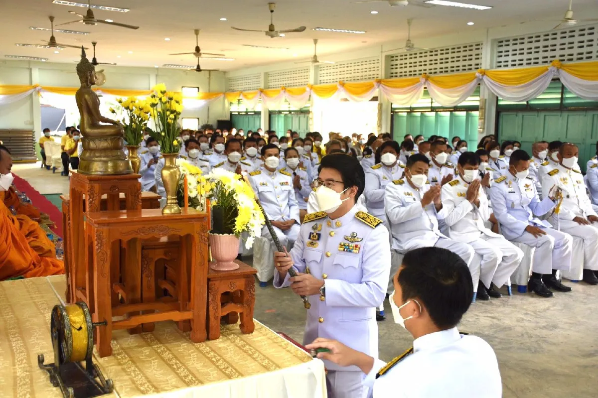 พสกนิกรชาวศรีนครน้อมรำลึกวันคล้ายวันพระบรมราชสมภพในหลวงร.9 