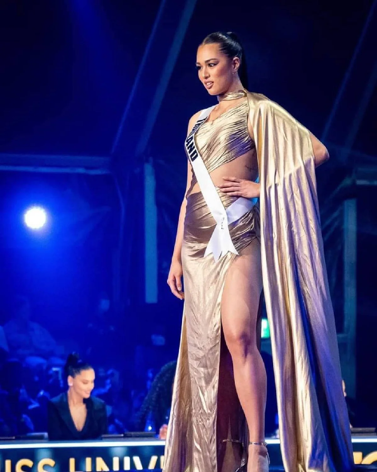 "แอนชิลี" ปังทุกชุด! เน้นเรียลไซส์ทุกโชว์ บนเวที Miss Universe 2021 รอบพรีลิม