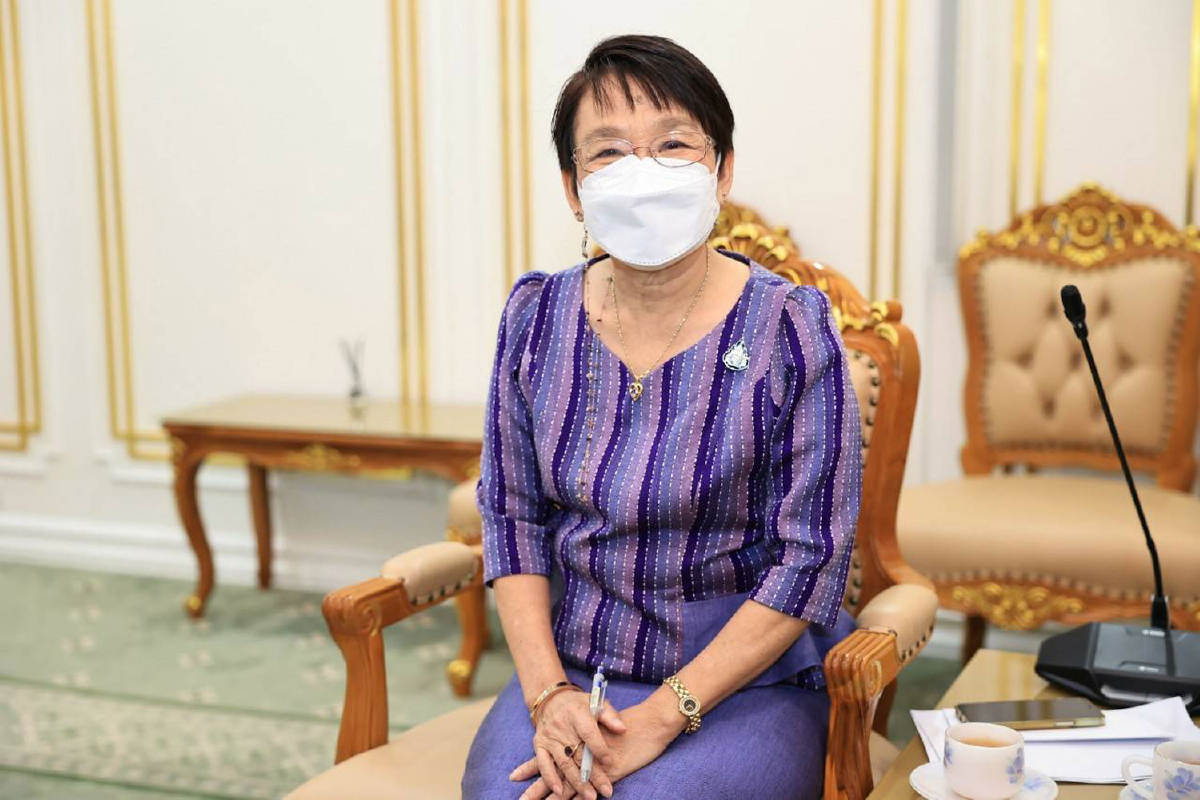 แรงงานแจงไม่พบการเลิกจ้างกรณี บ.ขนส่ง ลอยแพลูกจ้าง 400 คน แรงงานแจงไม่พบการเลิกจ้างกรณี บ.ขนส่ง ลอยแพลูกจ้าง 400 คน