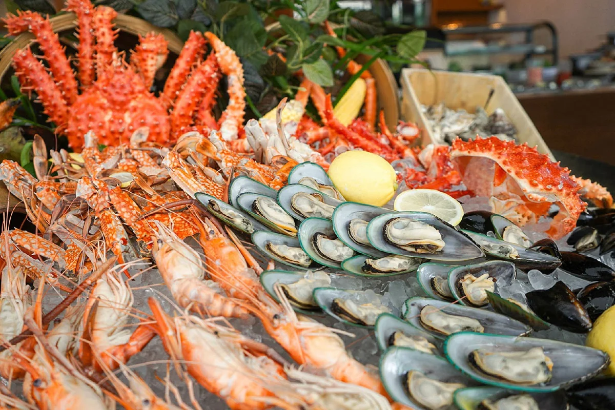 เฉลิมฉลองต้อนรับวันขึ้นปีใหม่ 2565 ที่โรงแรมเซ็นทาราแกรนด์มิราจ พัทยา