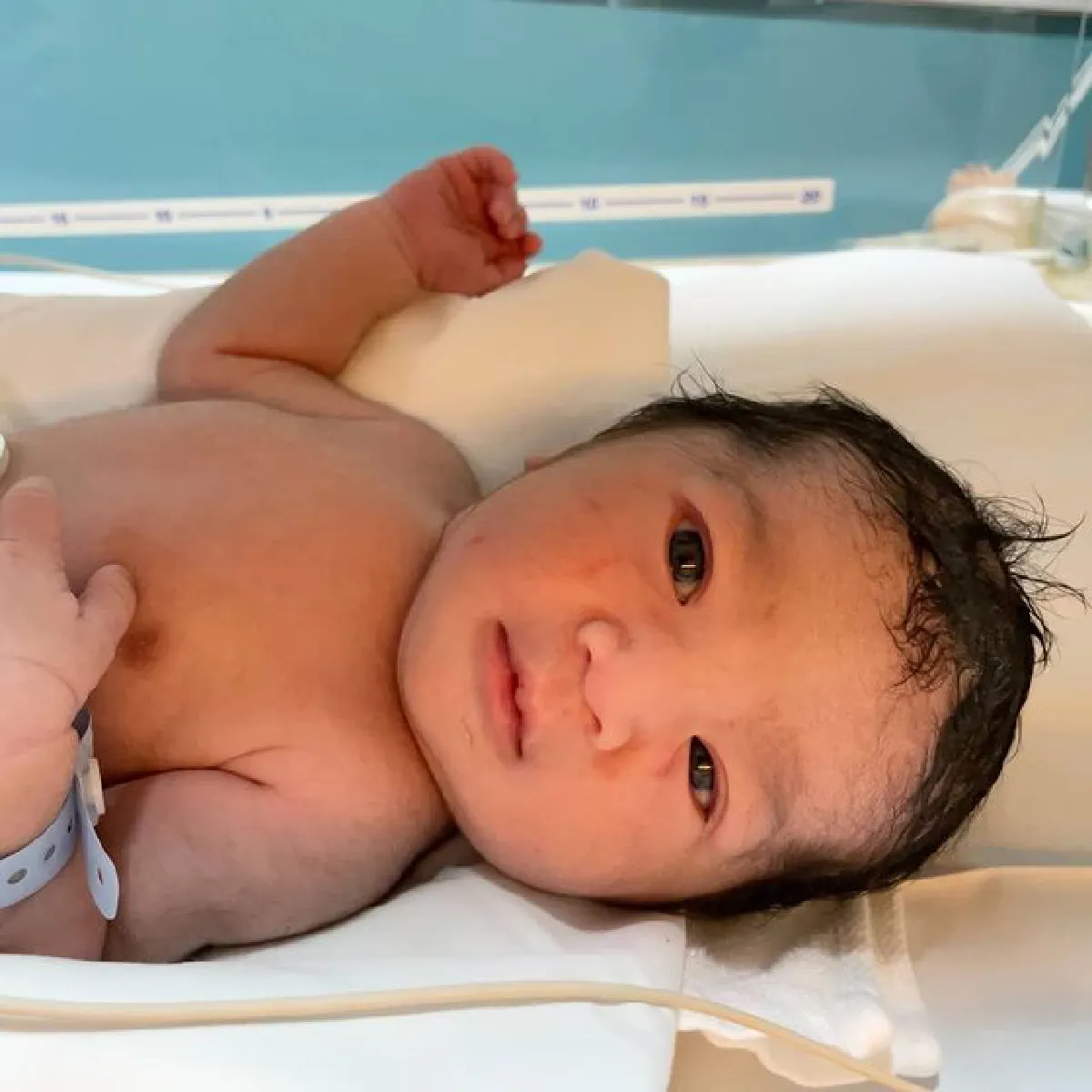 "พิตต้า" คลอดลูกชายแล้ว “น้องธริณ” จ้ำม่ำ ตาโต น่ารักน่าชังมาก