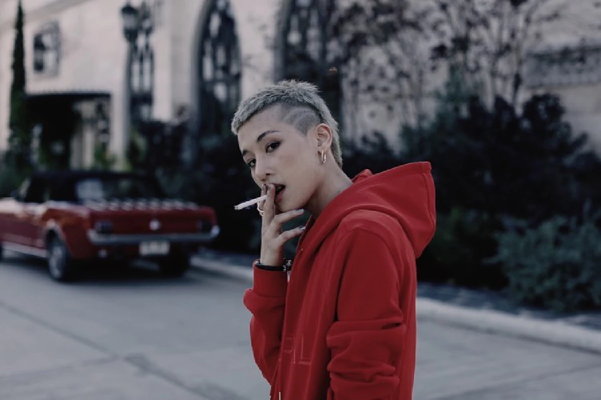  “แตงกวา” อดีตภรรยา “เอ พศิน” กับลุคล่าสุดกร้าวใจ หล่อไม่มีพักไปเลย! 