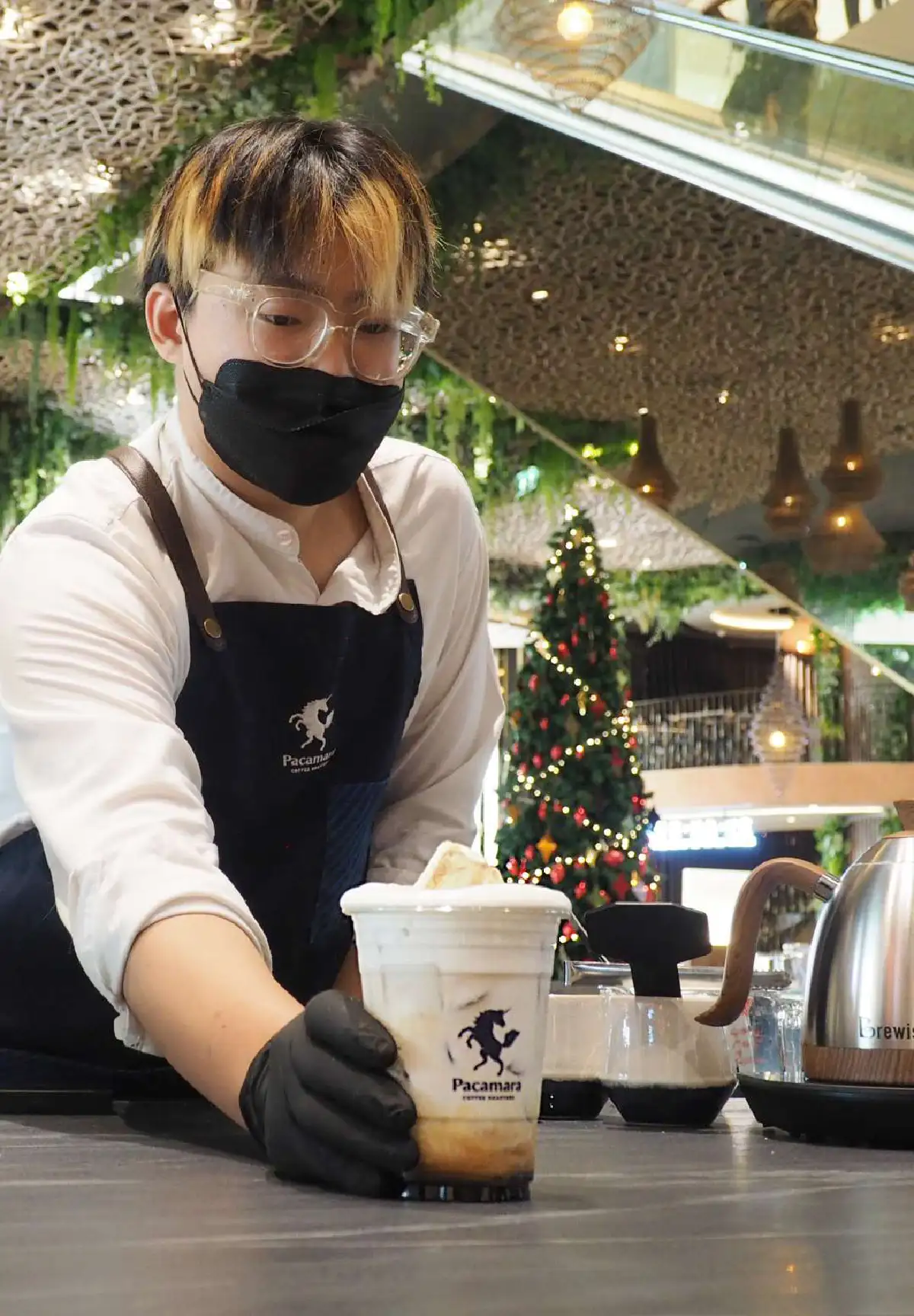 ไขรหัสความสมบูรณ์แบบของโลกกาแฟ @Pacamara Coffee Roasters